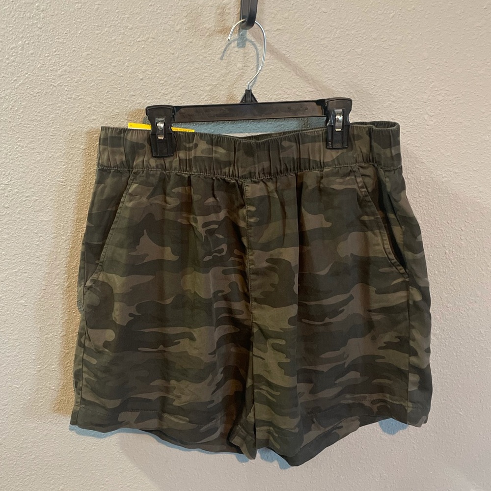 Womens M Soft Boardwalk Shorts